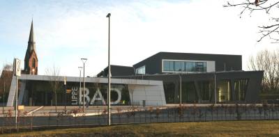 img_9483_eingangsfront_detail_heller.jpg img_9483_eingangsfront_detail_heller.jpg