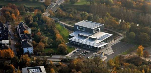 schwimmbad_luenen_luftbild.jpg schwimmbad_luenen_luftbild.jpg